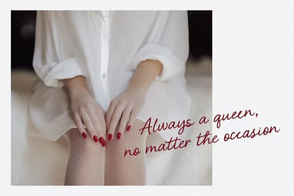 Pink Queen - Script Font - Image 8