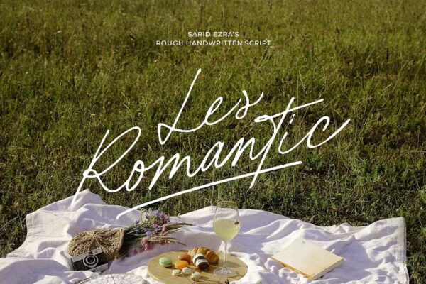 Les Romantic - Handwritten Font